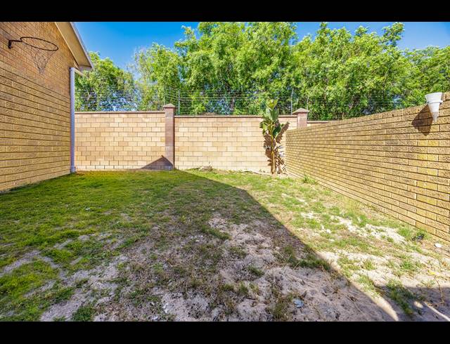 2 BEDROOM HOUSE FOR SALE IN KLEINBRON ESTATE